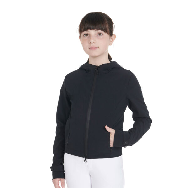 OTROŠKA SOFTSHELL JAKNA SLIM FIT IZ TEHNIČNEGA TKANINE